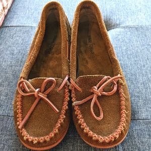 Minnetonka Moccasins size 7